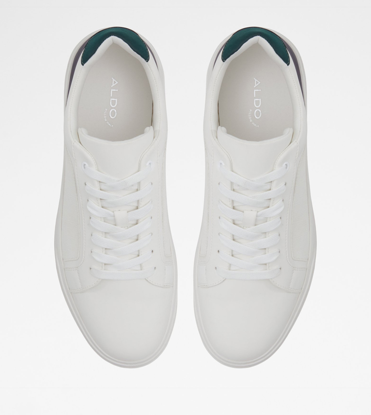 حذاء رياضي بمقدمة دائرية ورباط