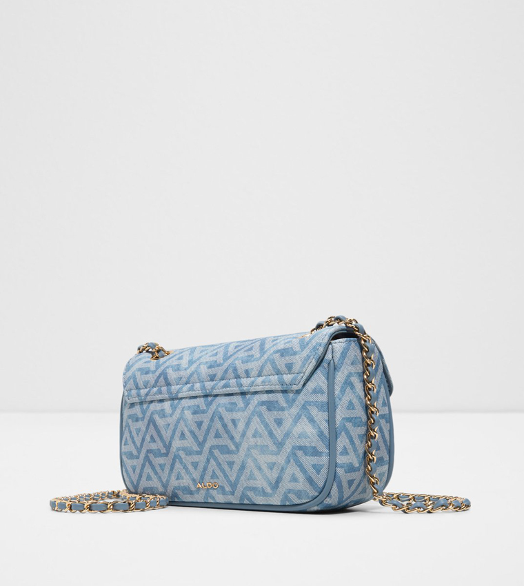 شنطة كروس بادي بنقشة مونوغرام 