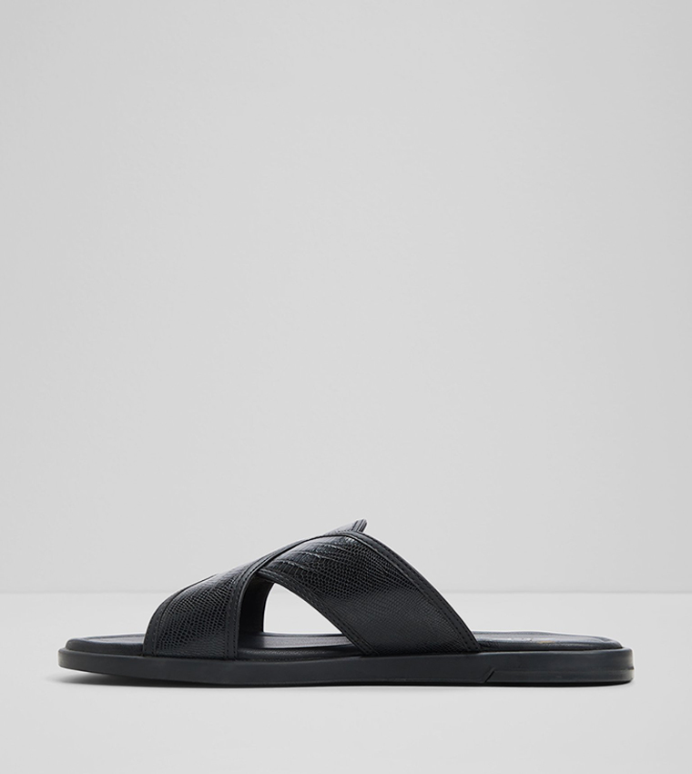 OLINO Criss-Cross Flat Sandals