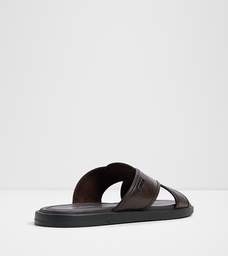 OLINO Criss-Cross Flat Sandals