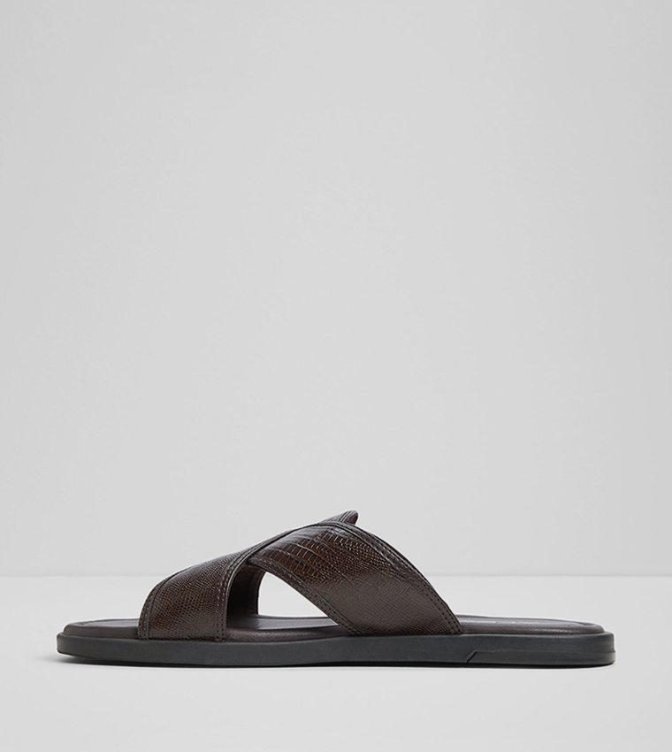 OLINO Criss-Cross Flat Sandals