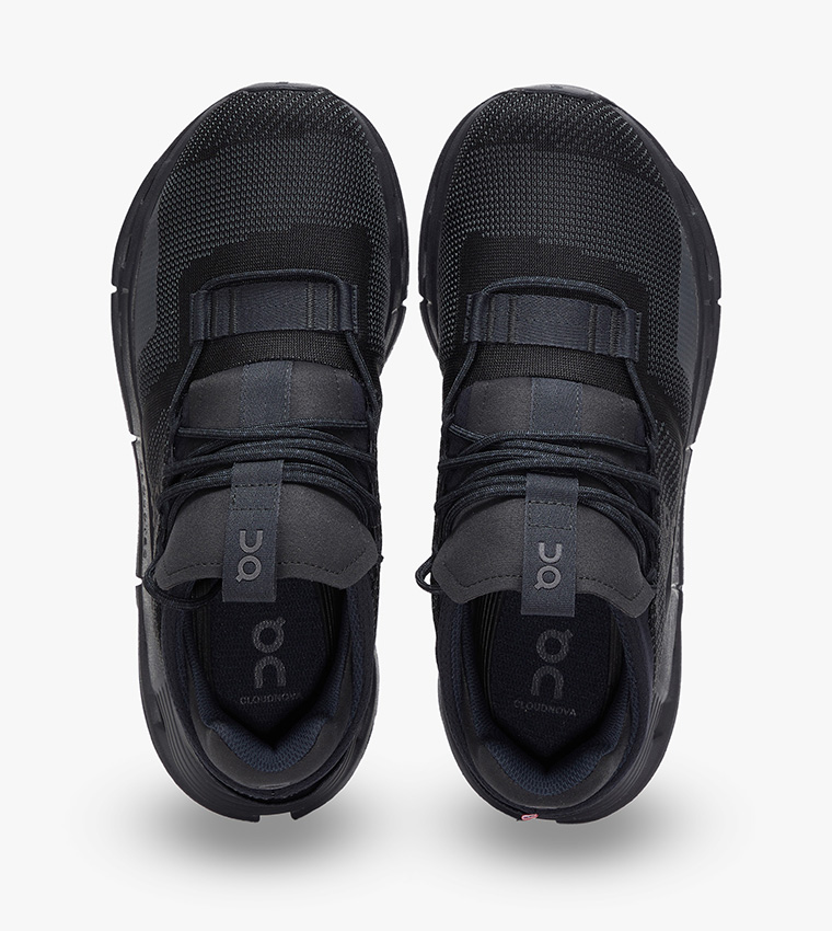 ON  Running Shoes - Black Running Shoes