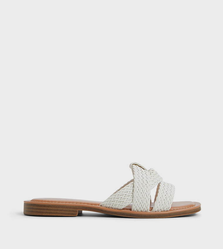 كول ات سبرنج  الصنادل المسطحة - أبيض Flat Sandals