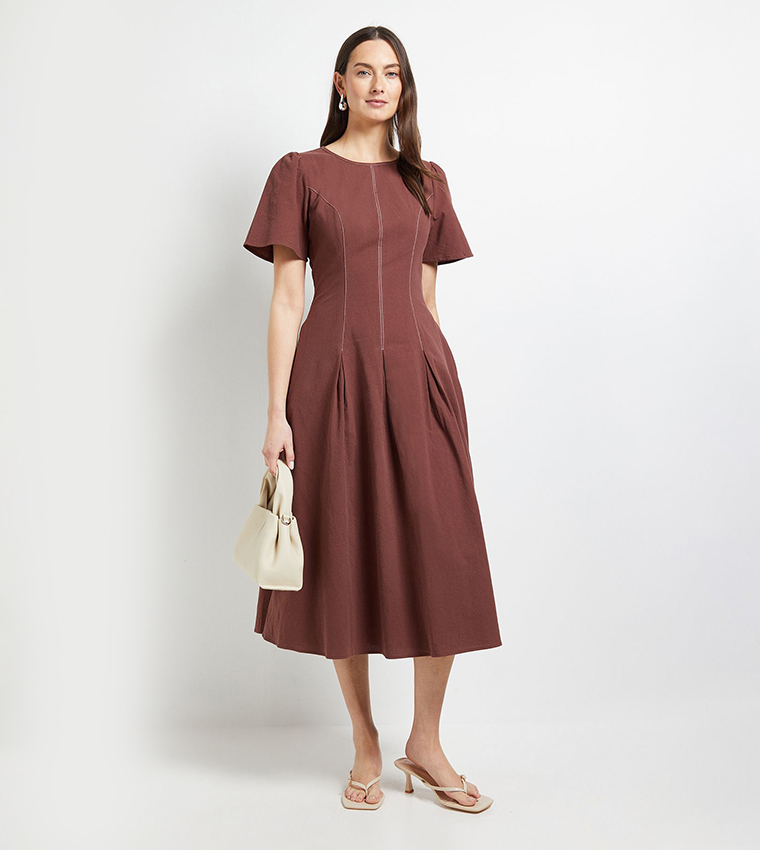 Contrast Stitching Fit & Flared Midi Dress