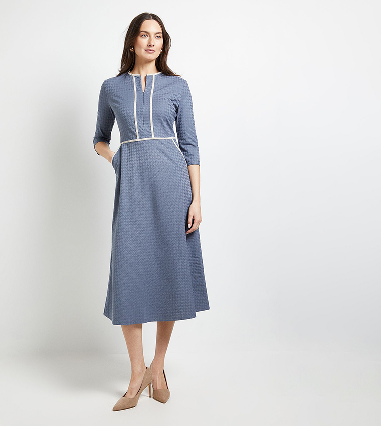 Binded 3/4 Sleeves Midi Dress