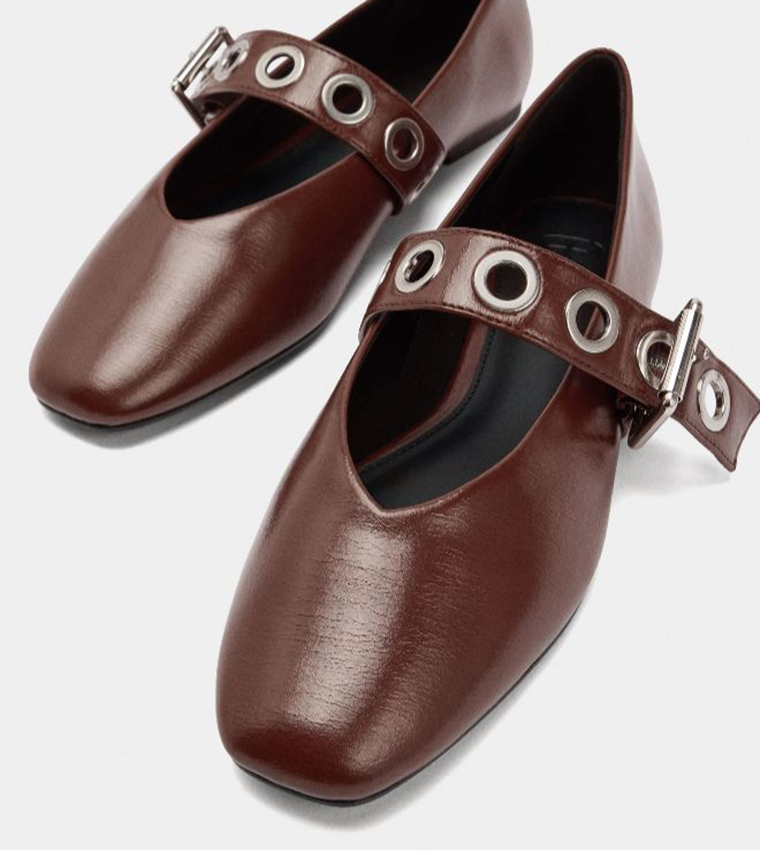 Textured Studs Mary Jane Shoes