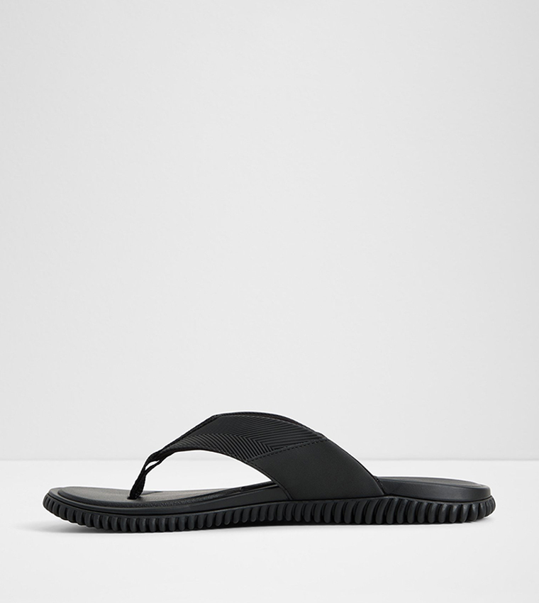 RIPTIDE Solid Open Toe Sandals
