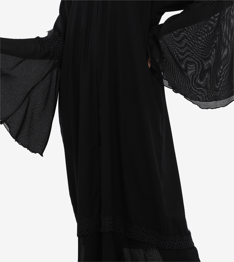 عباية نسائية