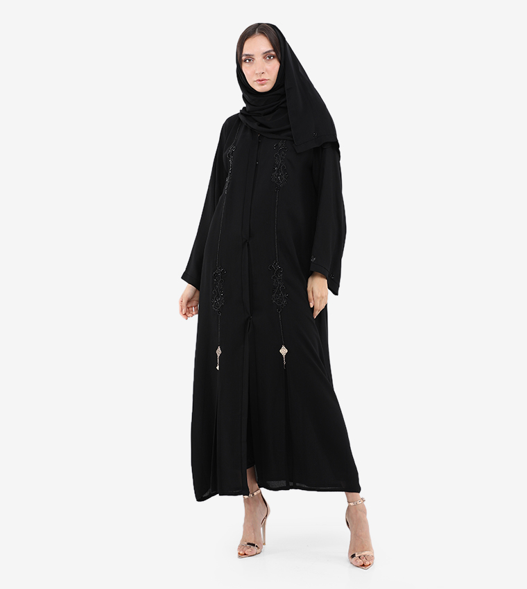  عباية مطرزة 