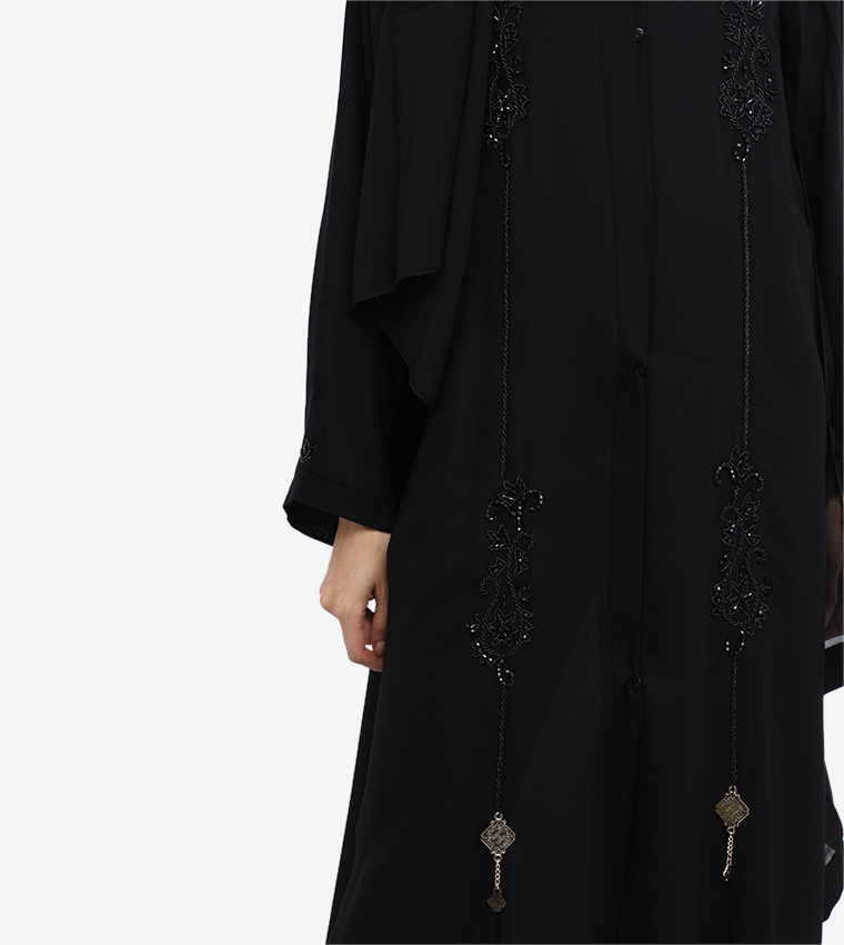  عباية مطرزة 