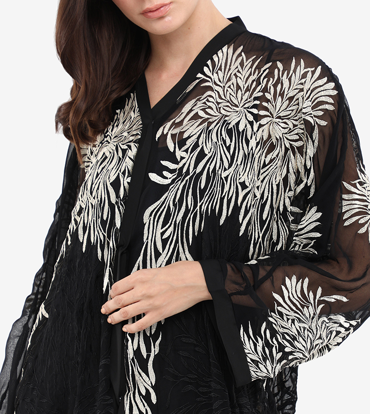 Embroidery V-Neck Long Sleeve Abaya