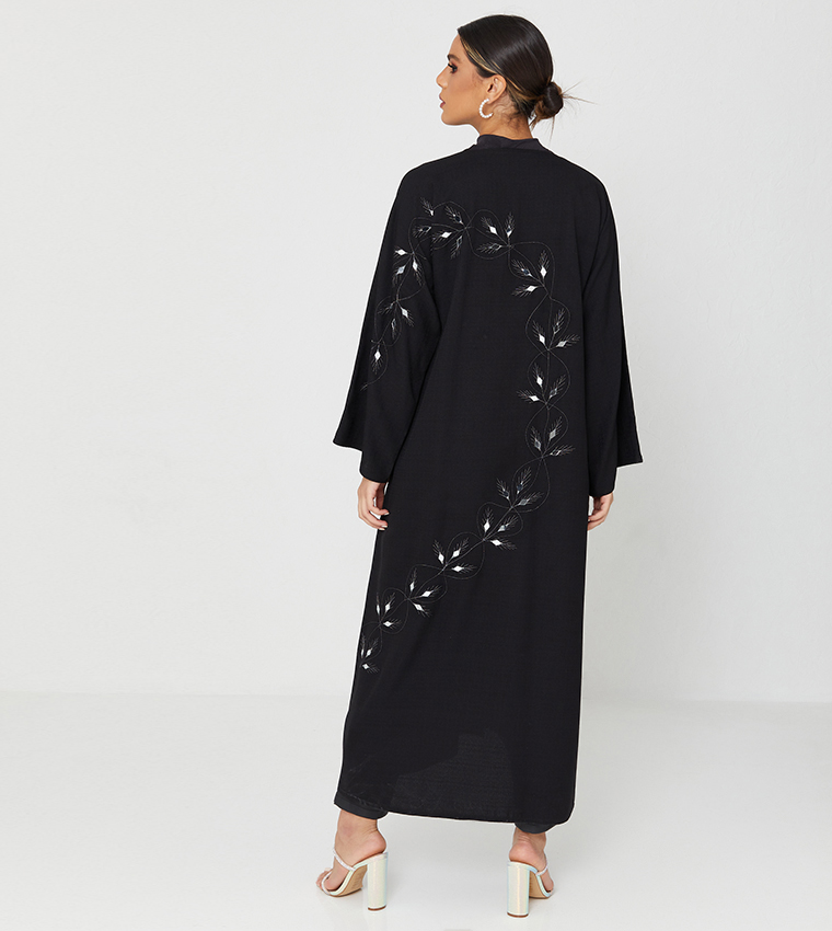 Abaya With Embrodery And With Mirror Pieces On It-Black