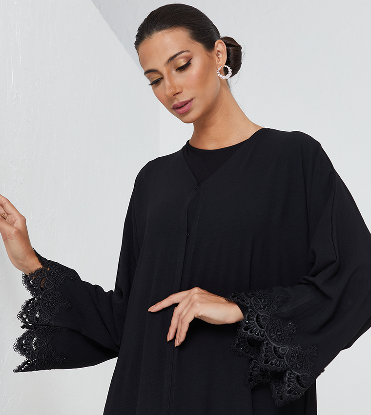 Black Laise And Black Stone At Bottom And Sleeves