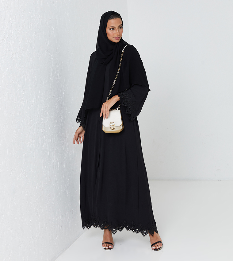 Black Laise And Black Stone At Bottom And Sleeves