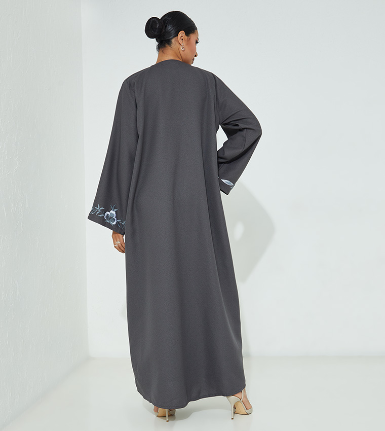 عباية مناسبات مطرزة 