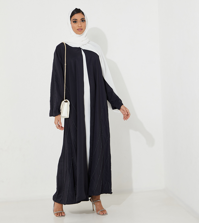 عباية مزخرفة 