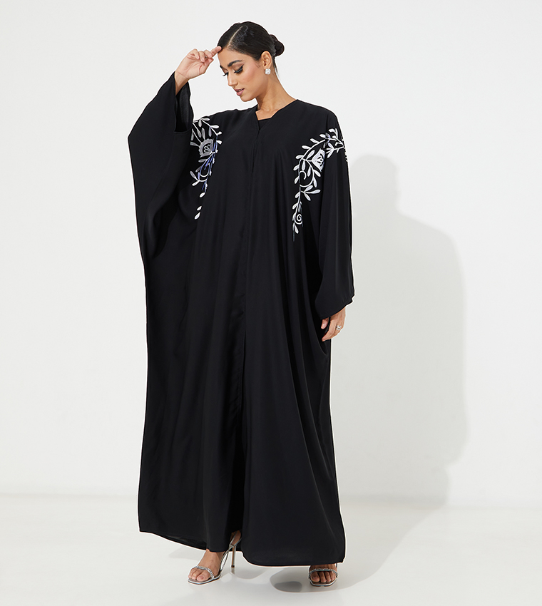 عباية مناسبات مطرزة 