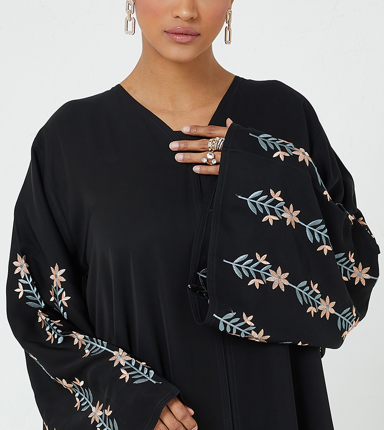 Embroidered Long Sleeves Abaya
