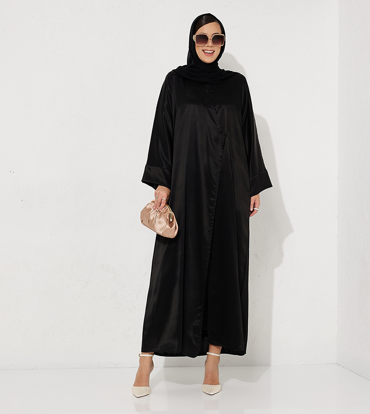 عباية بأكمام طويلة سادة