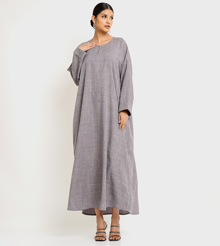 عباية بأكمام طويلة منقوشة مع جيب