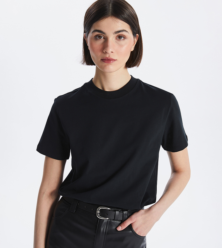 Solid Crew Neck Short Sleeves T-Shirt