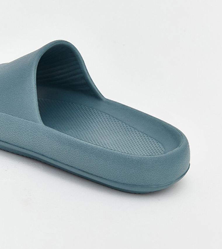 Solid Slip-On Slides