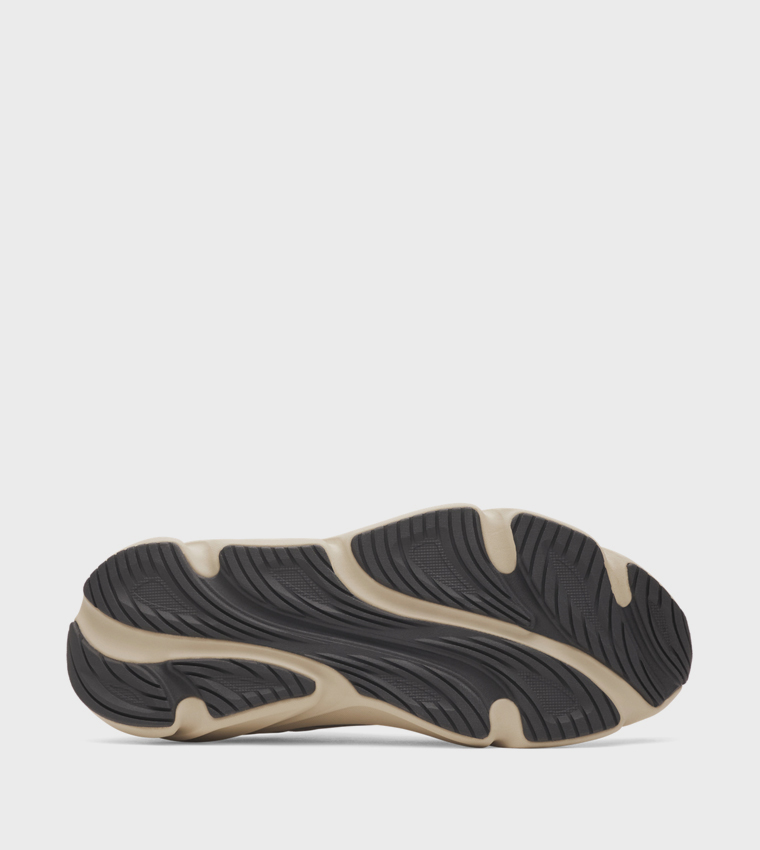 ROGUE 6 Logo Detail Running Shoes