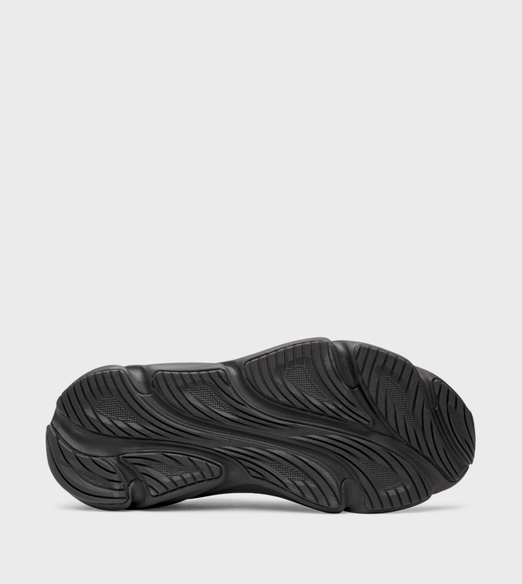 حذاء جري روغ 6 بشعار