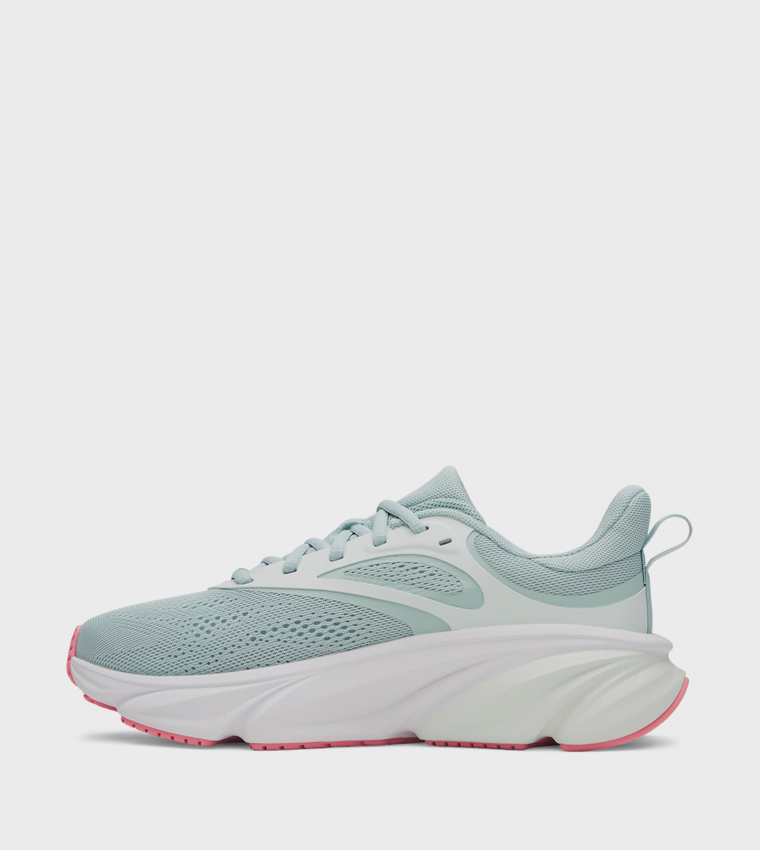 حذاء جري روغ 6 بشعار