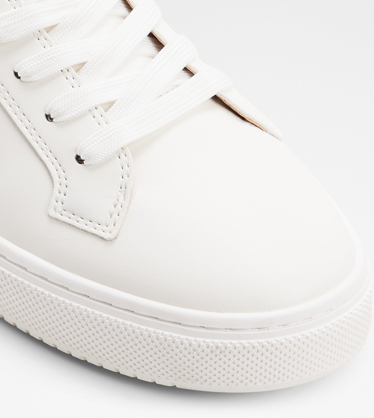 SEBBI Round Toe Lace Up Sneakers