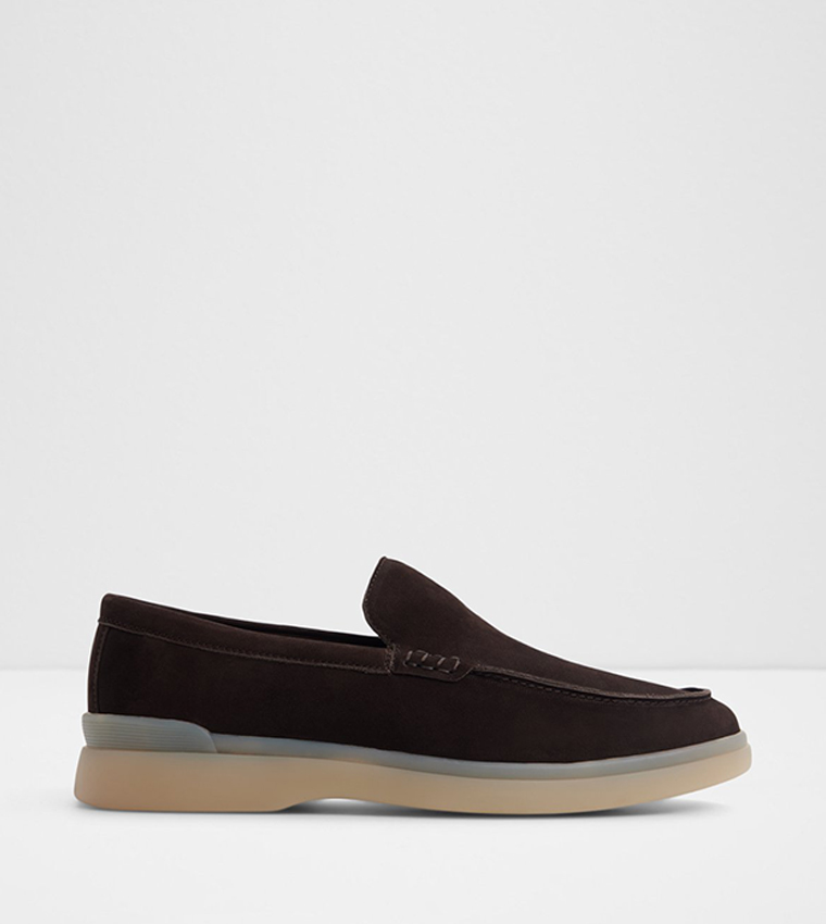 SHAYN Round Toe Slip-On Loafers