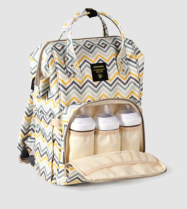 حقيبة حفاضات بطبعة  