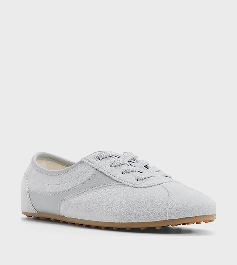 SOFIYA Round Toe Lace-Up Sneakers