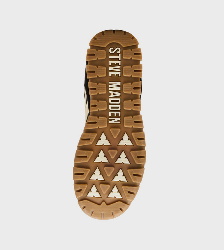 سنيكرز هولاند برباط