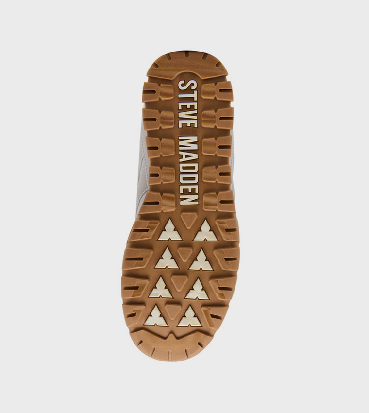 سنيكرز هولاند برباط