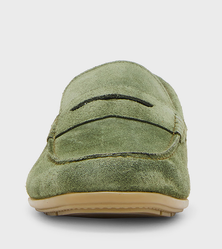 لوفر بمقدمة مستديرة