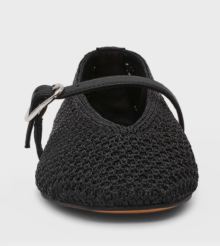 حذاء ماري جين شبكي 