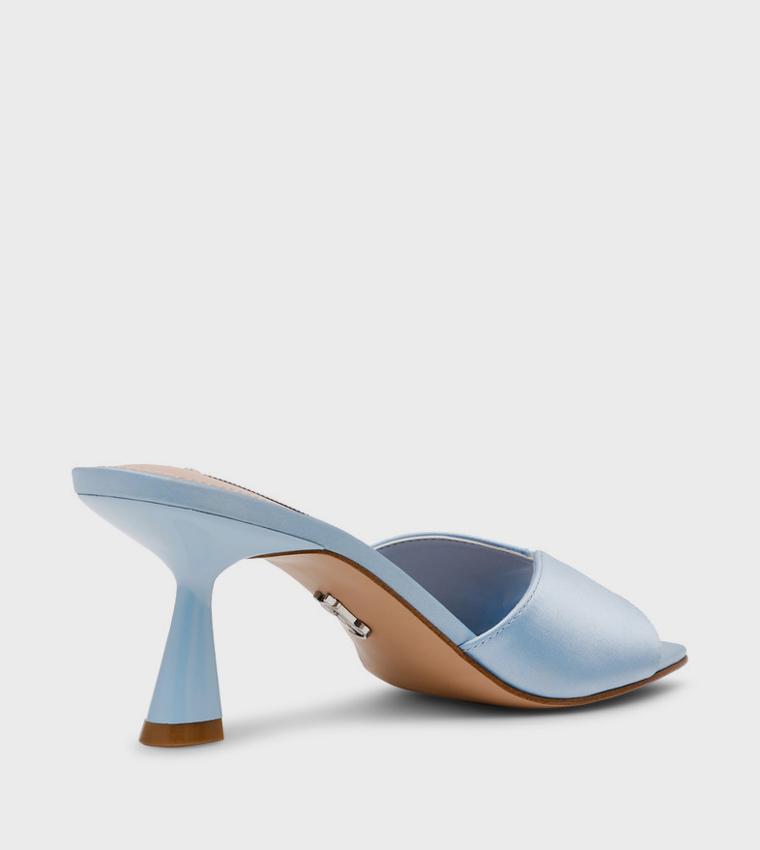 IVIE Square Toe Heeled Sandals