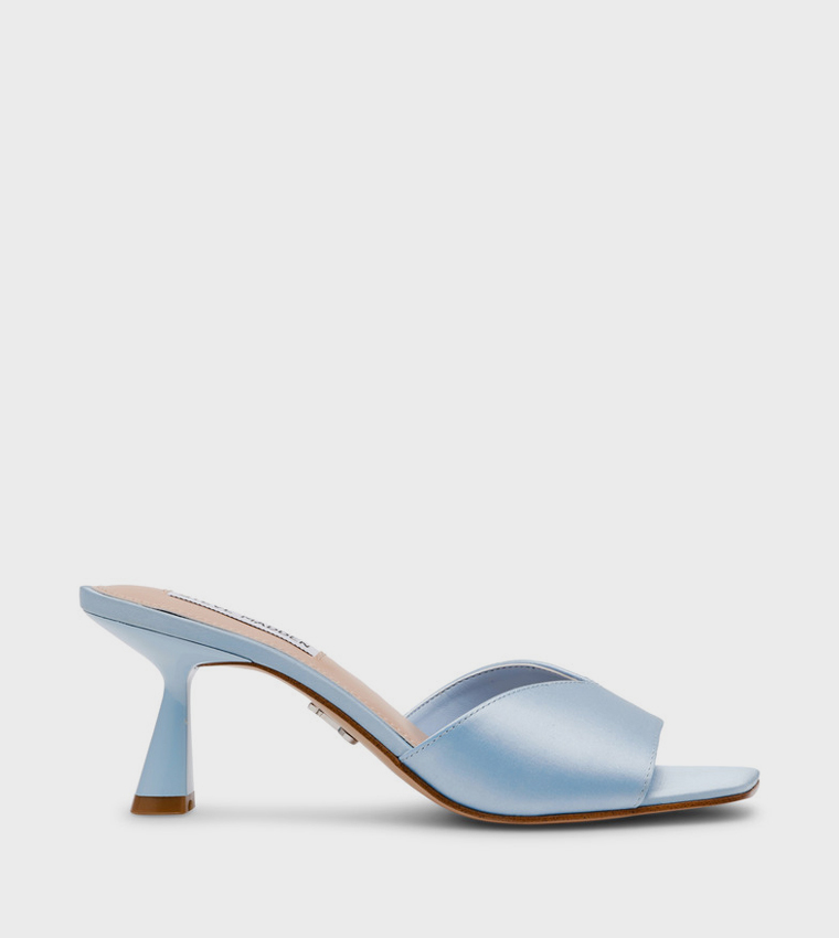 IVIE Square Toe Heeled Sandals