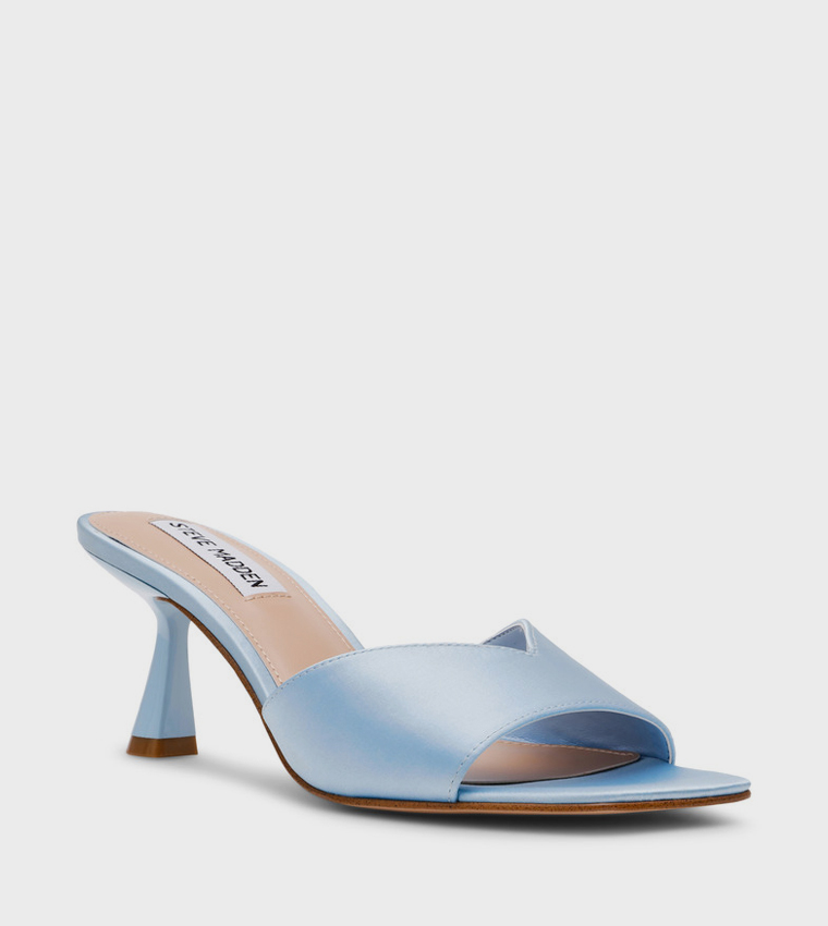 IVIE Square Toe Heeled Sandals