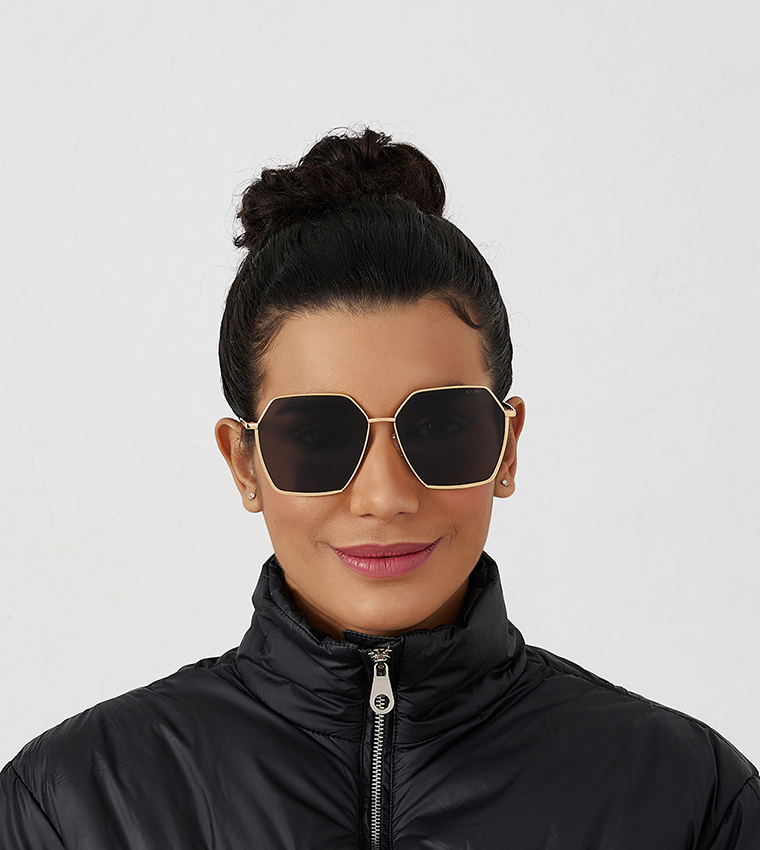 نظارات شمسية سداسية 