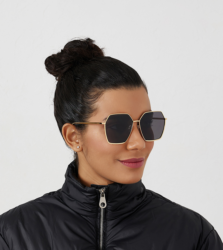 نظارات شمسية سداسية 