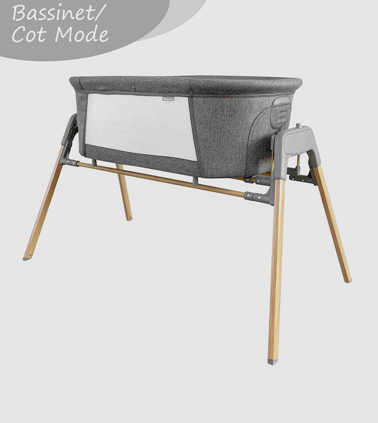 3 in 1 Baby Rocker Bassinet/ Infant Crib with Mosquito Net