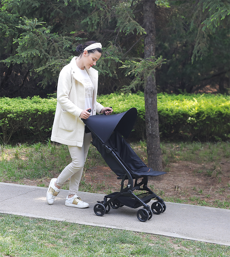 Air-1 Travel Stroller with Carry Backpack