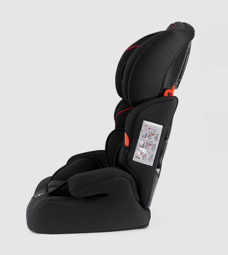 مقعد سيارات للأطفال من نوفا (9 شهر - 12 سنة)