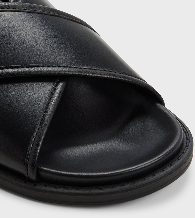 VERANO Criss-Cross Strap Sandals