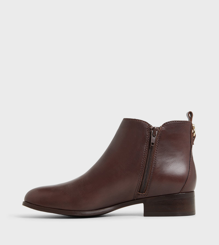 VERITY Leather Ankle Boots