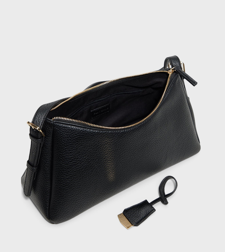 VIVIANNNN Textured Zip Shoulder Bag