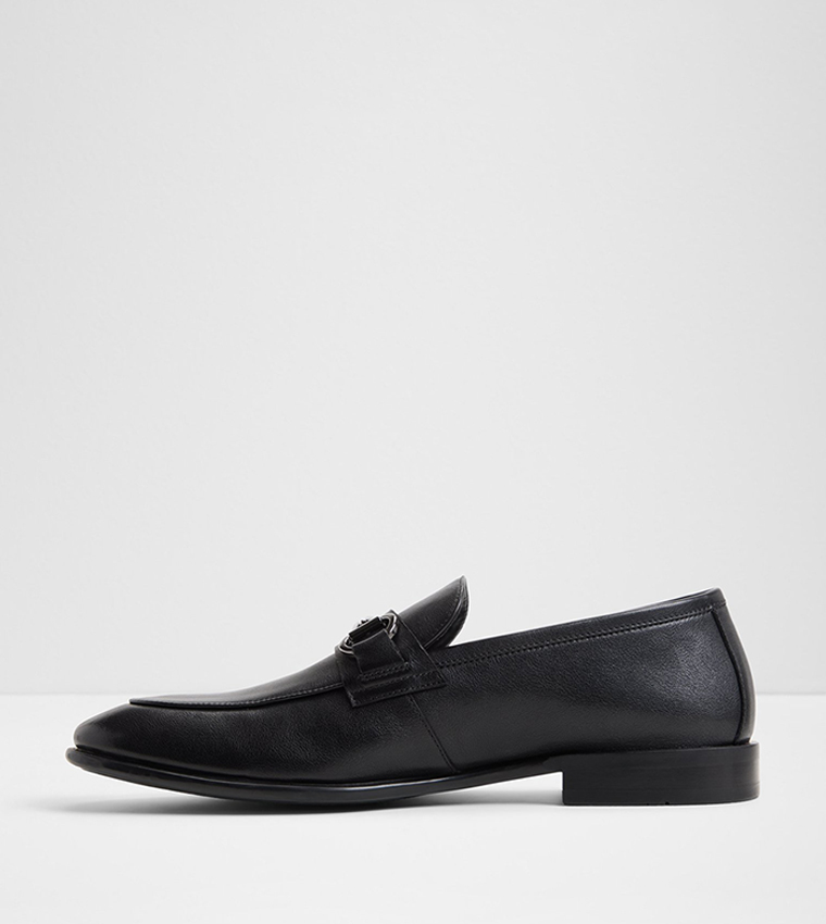 WALTERS Metal Detail Loafers
