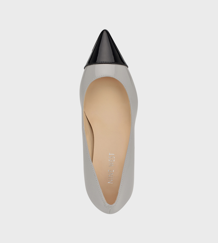 AIMZA Pointed Toe Heel Pumps